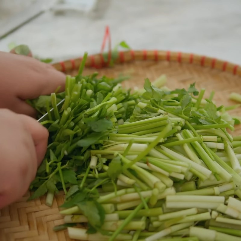 Bước 1 Sơ chế rau củ Dưa bắp cải muối