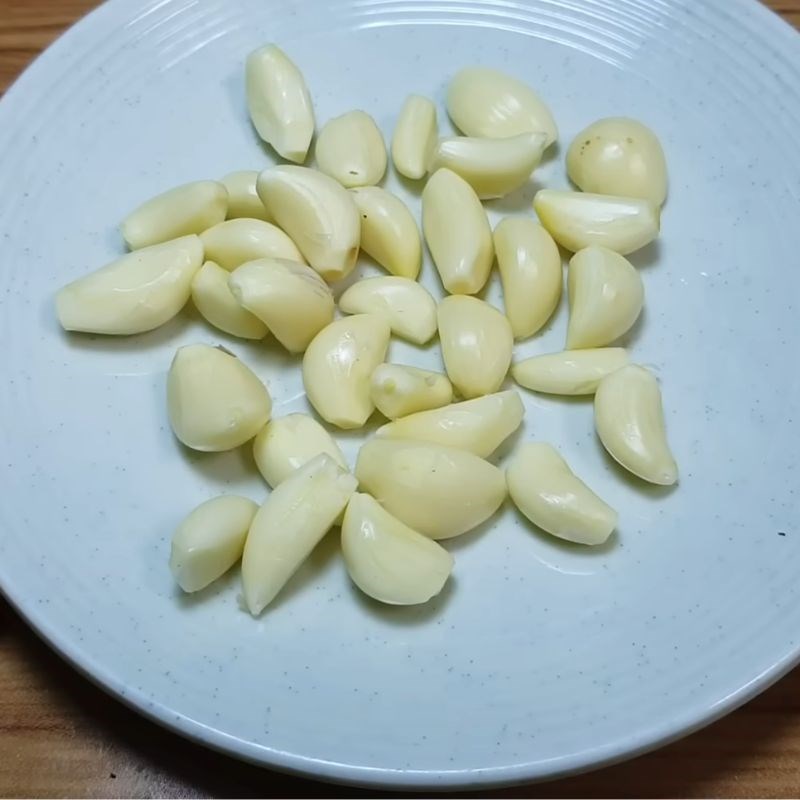 Bước 1 Sơ chế thịt ba chỉ và nguyên liệu thịt ba chỉ ngâm nước mắm