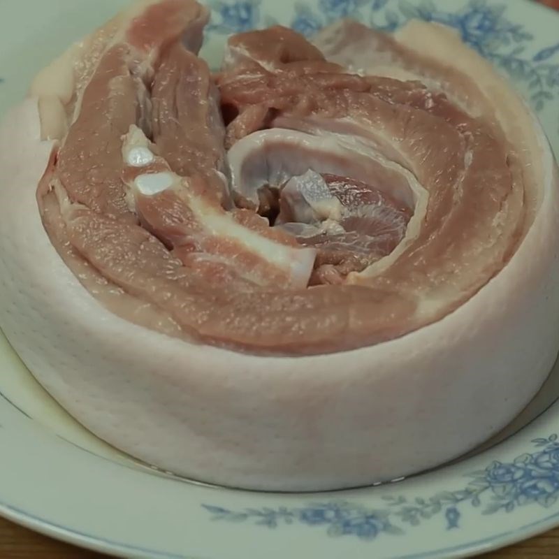 Bước 1 Sơ chế thịt ba chỉ thịt hấp nồi cơm