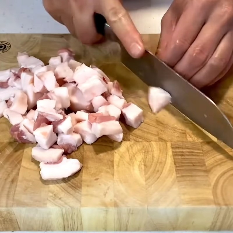 Bước 1 Sơ chế thịt làm giò lụa Giò lụa miền Bắc