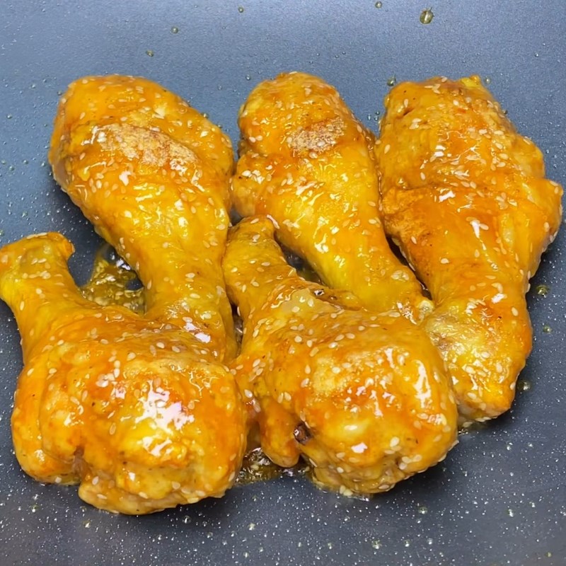 Bước 5 Sốt đùi gà với nước sốt tắc Đùi gà sốt chua ngọt