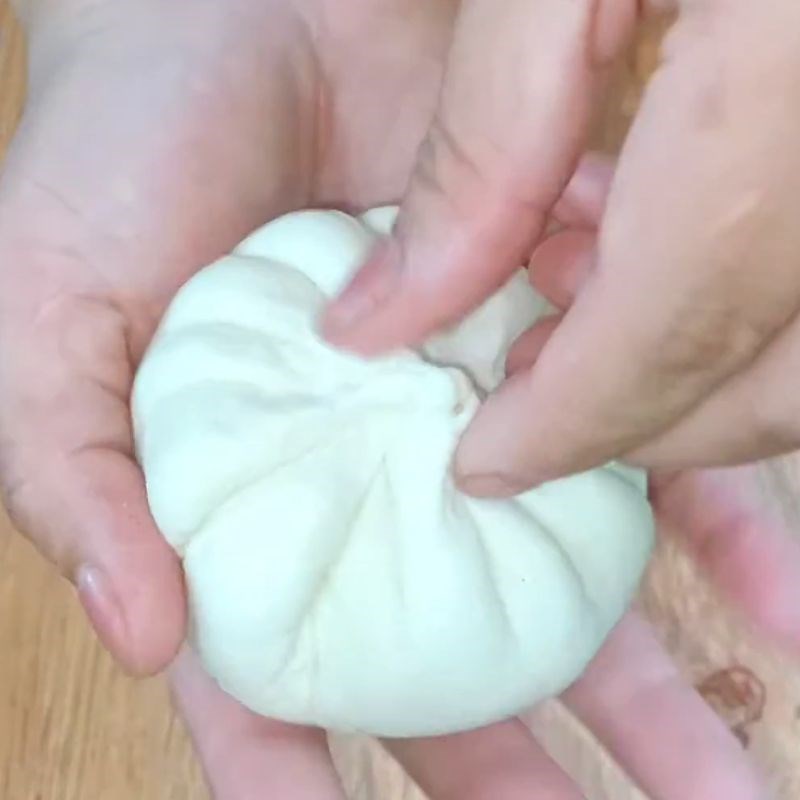 Bước 7 Tạo hình bánh bao bánh bao nhân trứng muối