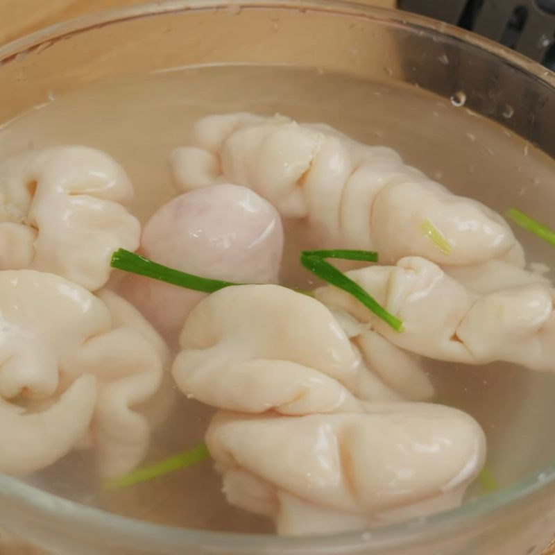 Bước 2 Trần lòng già giòn ngon lòng già xào dưa chua