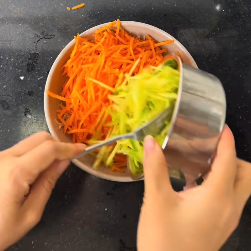 Bước 4 Trộn gỏi ức gà xoài xanh Nộm ức gà