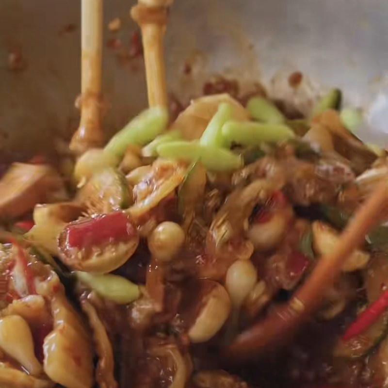 Bước 3 Trộn mắm đậm đà, thấm vị Mắm đu đủ Huế