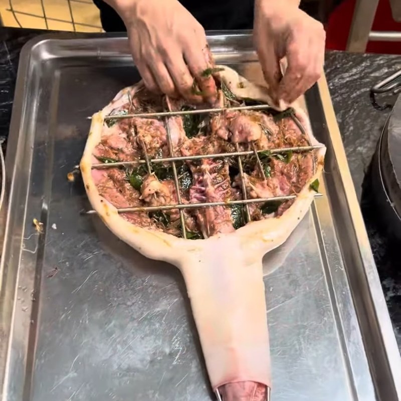 Bước 3 Ướp gia vị và tắm màu óng ả Vịt quay tỳ bà