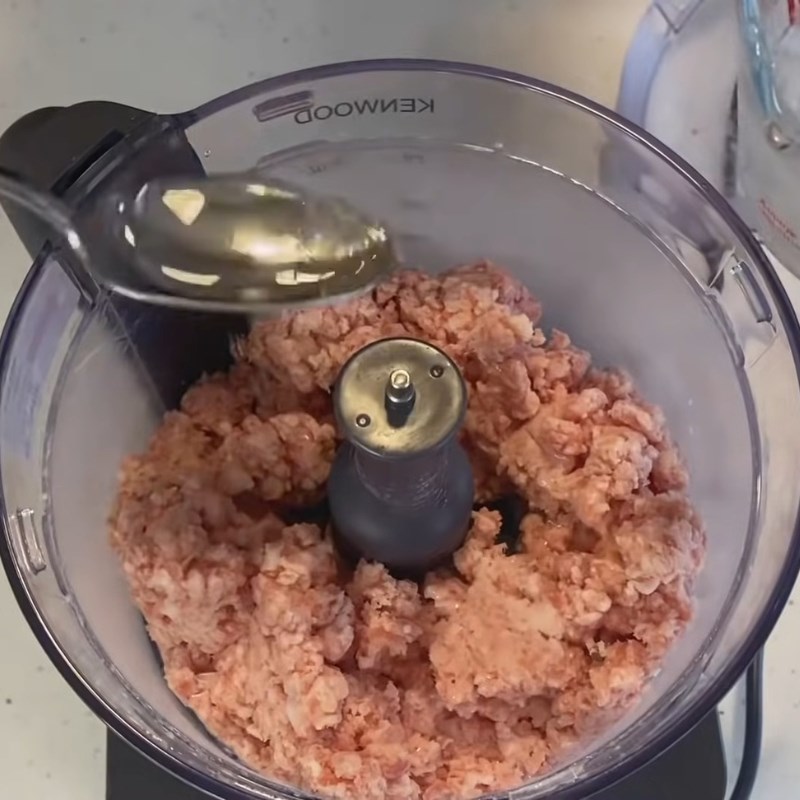 Bước 5 Xay giò lần 2 Giò lụa miền Bắc