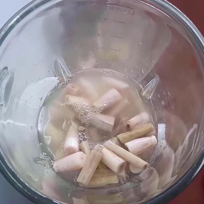 Bước 4 Xay nhuyễn hỗn hợp tinh dầu sả tinh dầu sả tại nhà