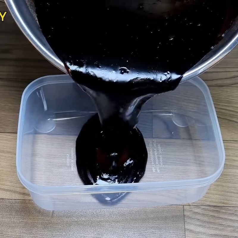 Bước 2 Cách nấu sương sáo không bị vón cục Cà phê sữa tươi sương sáo