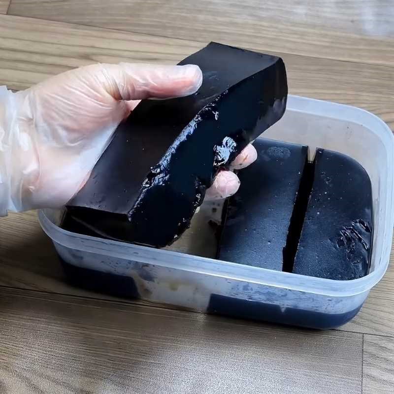 Bước 5 Cắt thạch sương sáo Cà phê sữa tươi sương sáo