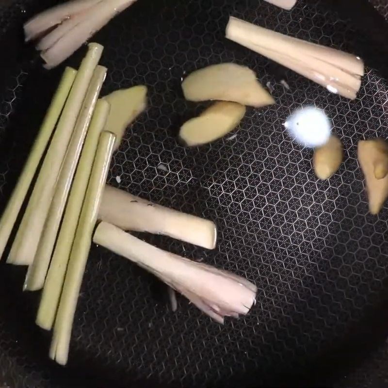 Bước 3 Chần sơ bao tử nhồi thịt Lẩu bò mông cổ