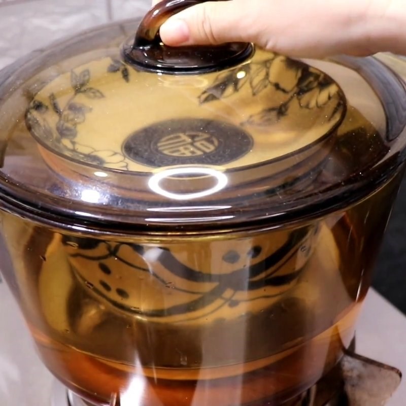 Bước 3 Chưng cách thủy chè tuyết giáp chè tuyết giáp