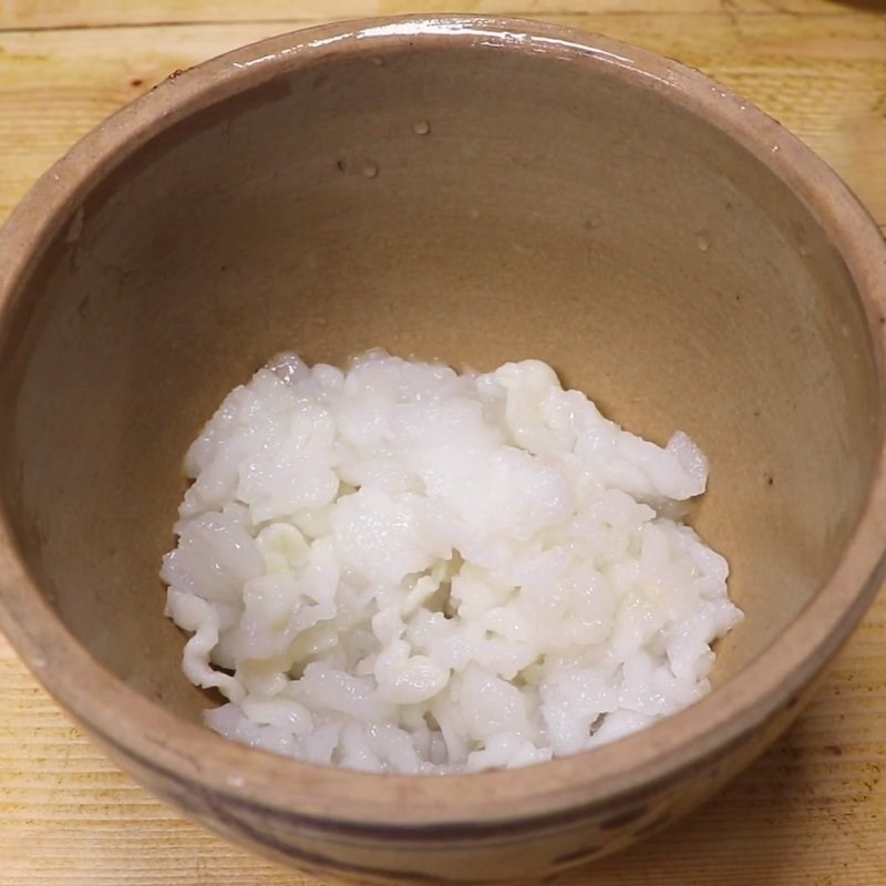 Bước 3 Chưng cách thủy chè tuyết giáp chè tuyết giáp