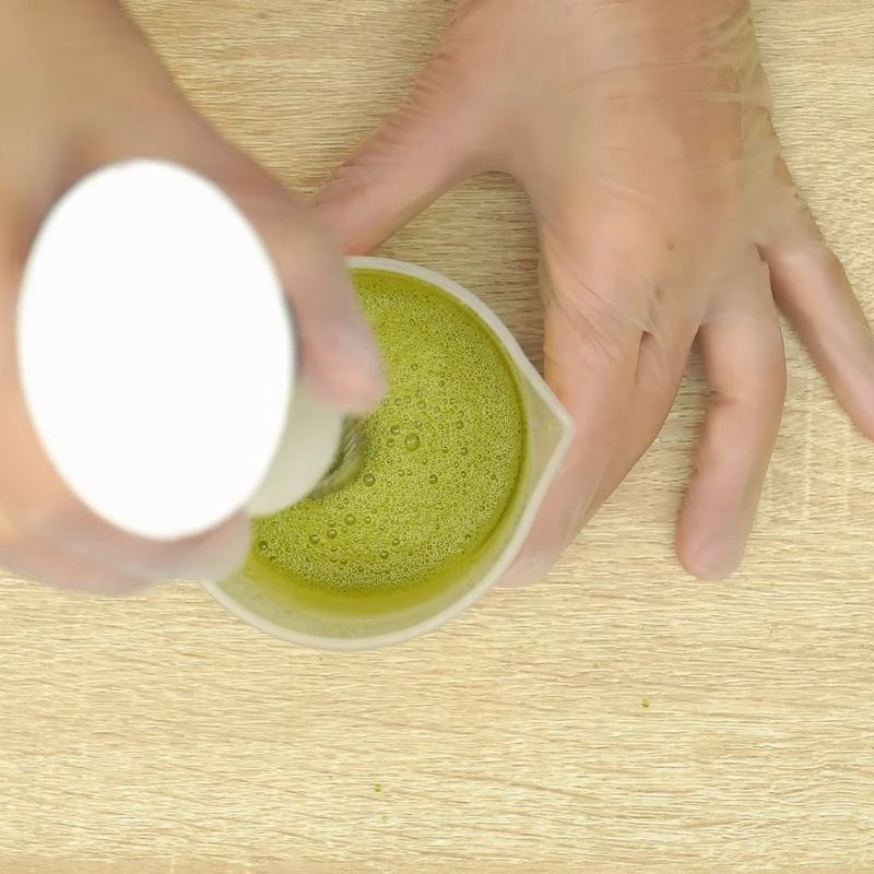 Bước 2 Đánh bọt matcha đậm đà bằng máy (cách 1) trà sữa matcha trân châu