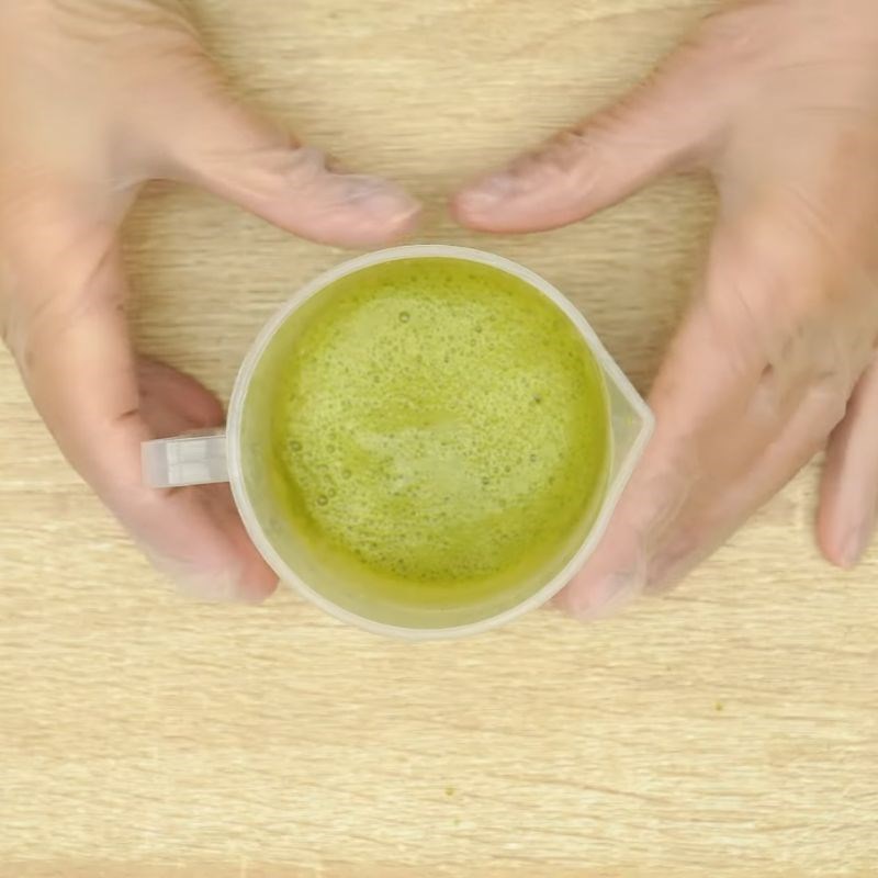 Bước 2 Đánh bọt matcha đậm đà bằng máy (cách 1) trà sữa matcha trân châu
