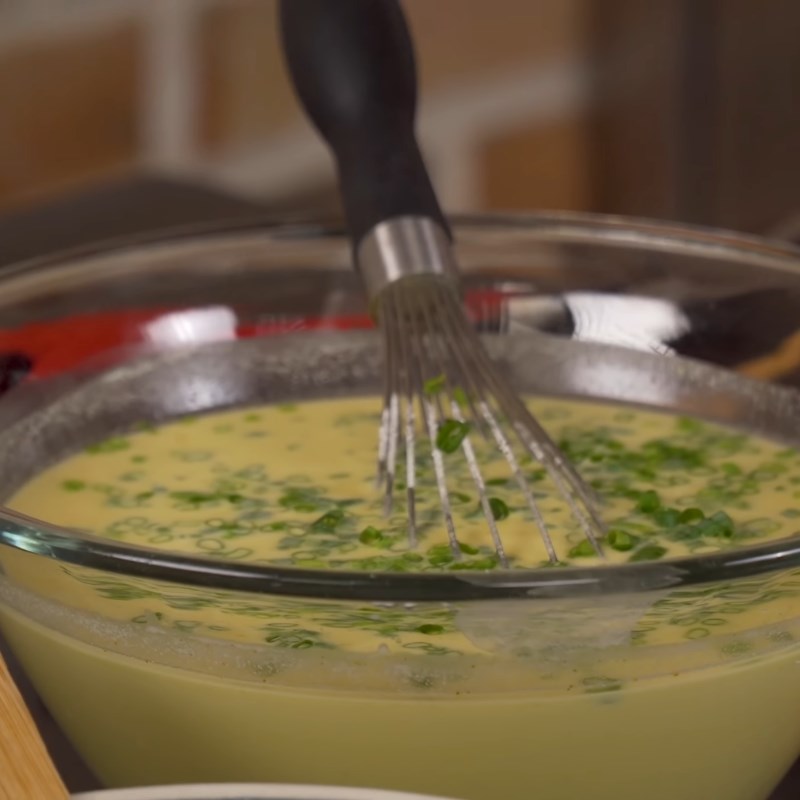 Bước 5 Đổ bánh khọt vỏ giòn rụm Bánh khọt miền Tây