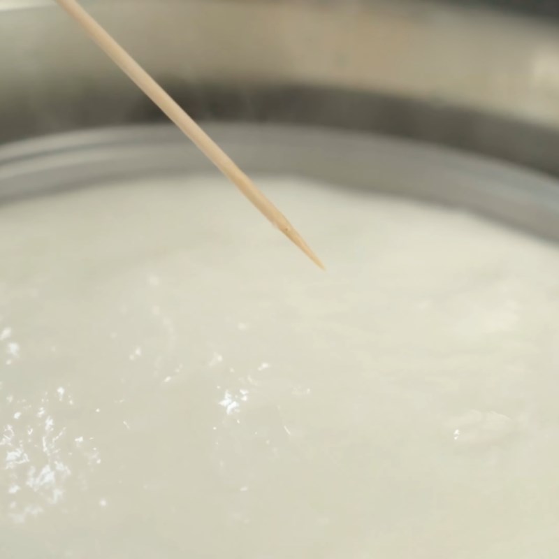 Bước 3 Hấp bột cho chín Bột chiên người Hoa