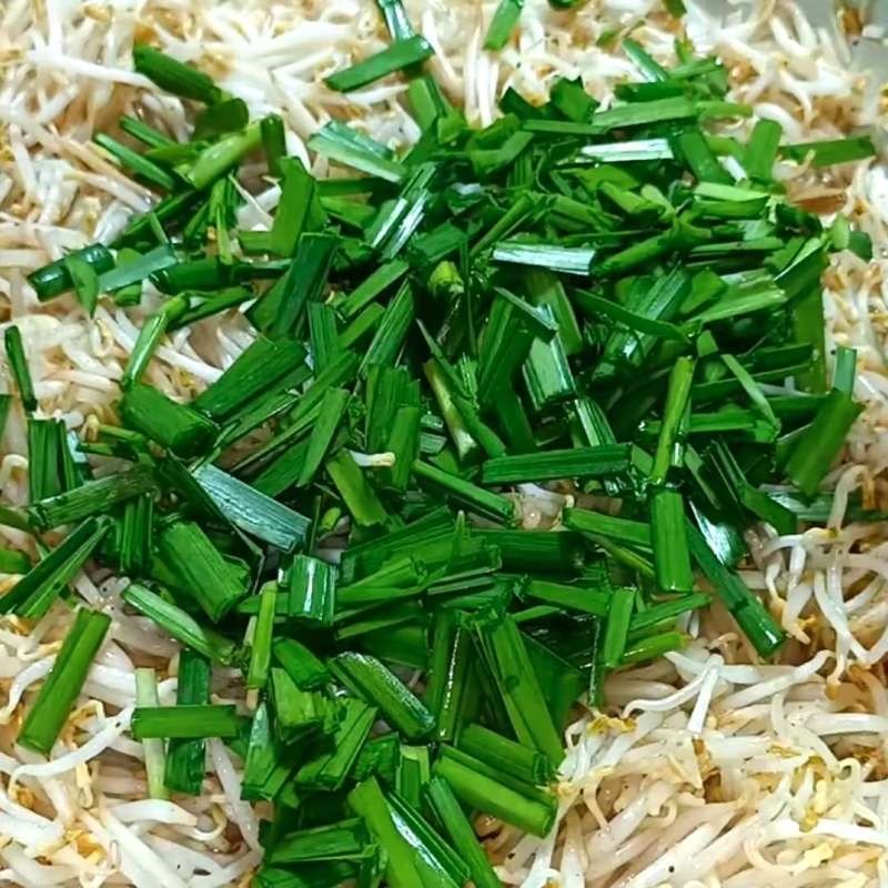Bước 4 Hoàn thiện món giá hẹ xào giá xào hẹ