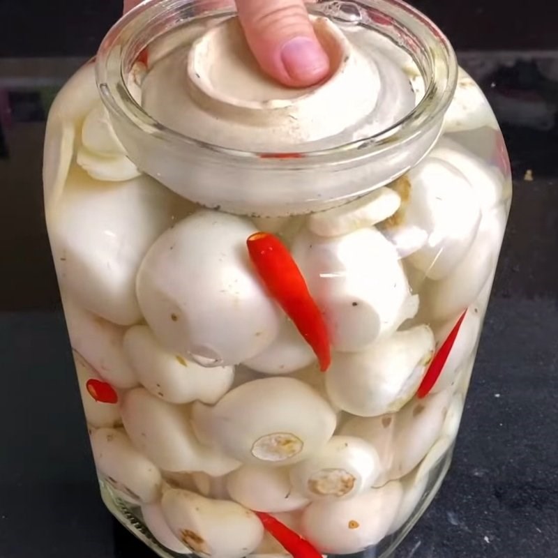 Bước 3 Muối cà ghém Cà ghém muối