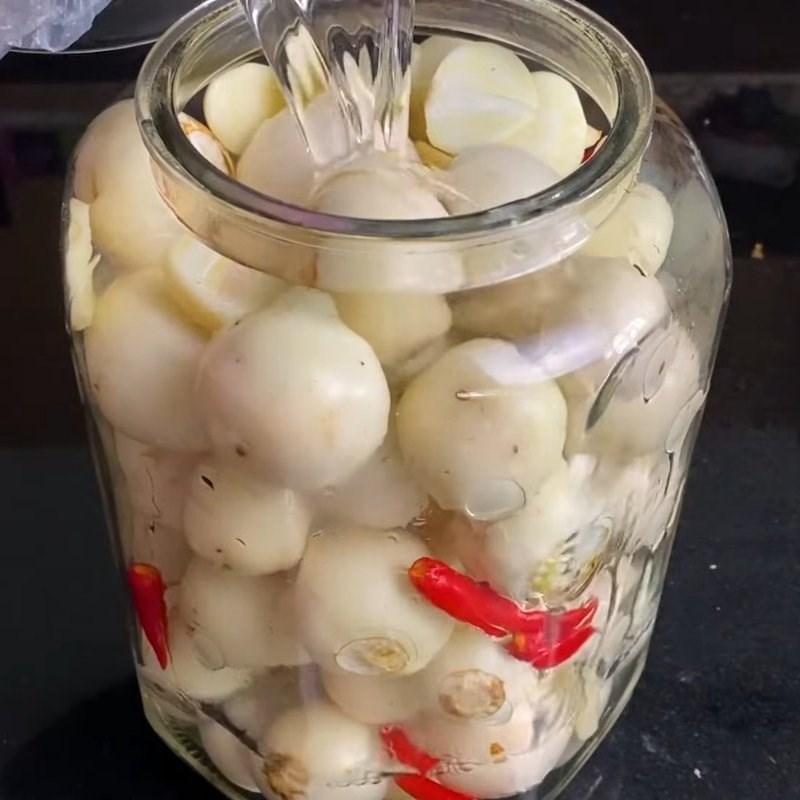 Bước 3 Muối cà ghém Cà ghém muối