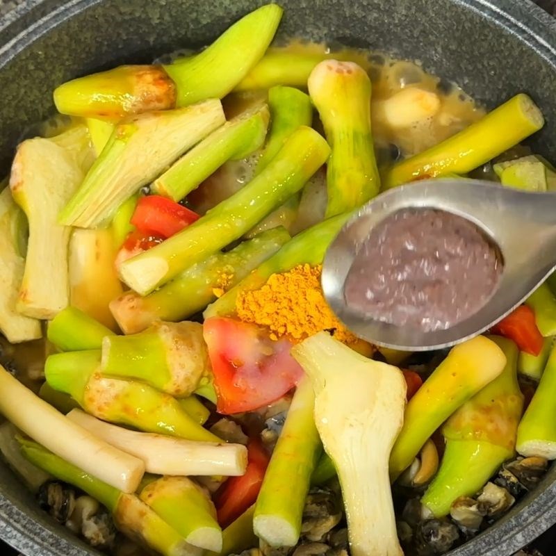 Bước 4 Nấu canh ốc với bồng khoai Bồng khoai nấu ốc