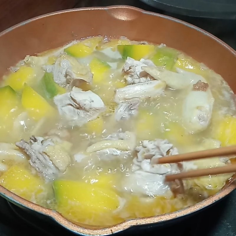 Bước 3 Nấu canh và nêm gia vị Canh gà bí đỏ