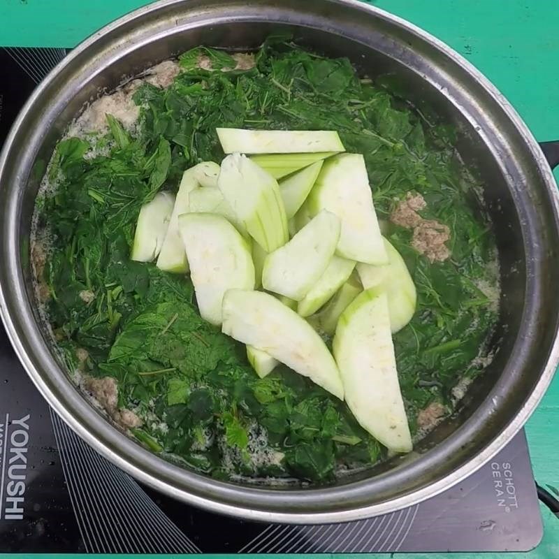 Bước 4 Nấu canh cáy Canh cáy rau đay mùng tơi mướp