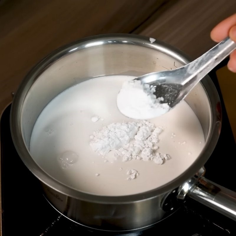 Bước 5 Nấu nước cốt dừa ăn kèm Bánh trôi nước