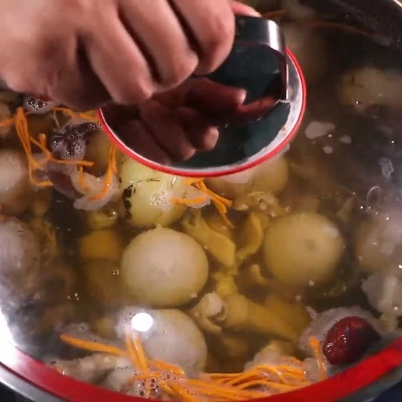 Bước 5 Nấu nước lẩu bò Mông Cổ Lẩu bò mông cổ