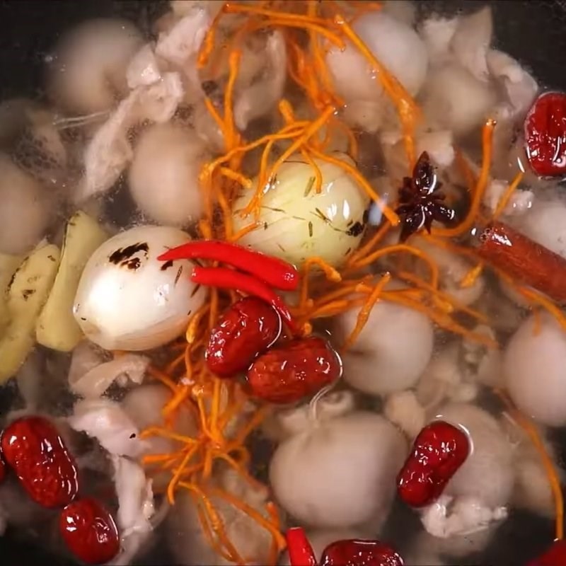 Bước 5 Nấu nước lẩu bò Mông Cổ Lẩu bò mông cổ