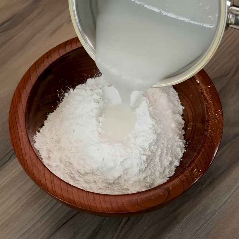 Bước 1 Nhồi bột (Lấy trùng bột) Bánh trôi nước