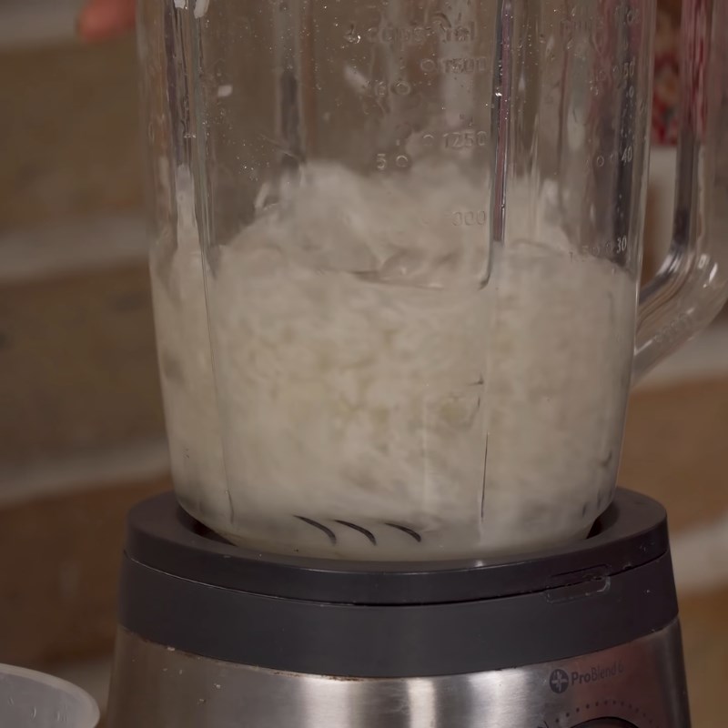 Bước 1 Pha bột bánh khọt nước cốt dừa Bánh khọt miền Tây