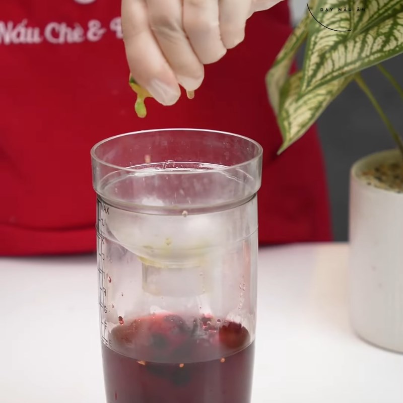 Bước 4 Pha chế nước dâu tằm giải khát Nước dâu tằm