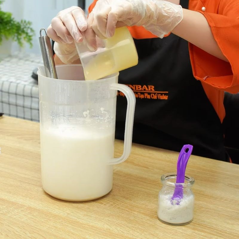 Bước 1 Pha hỗn hợp sữa béo thơm ngon (cho 10 ly) trà sữa matcha trân châu