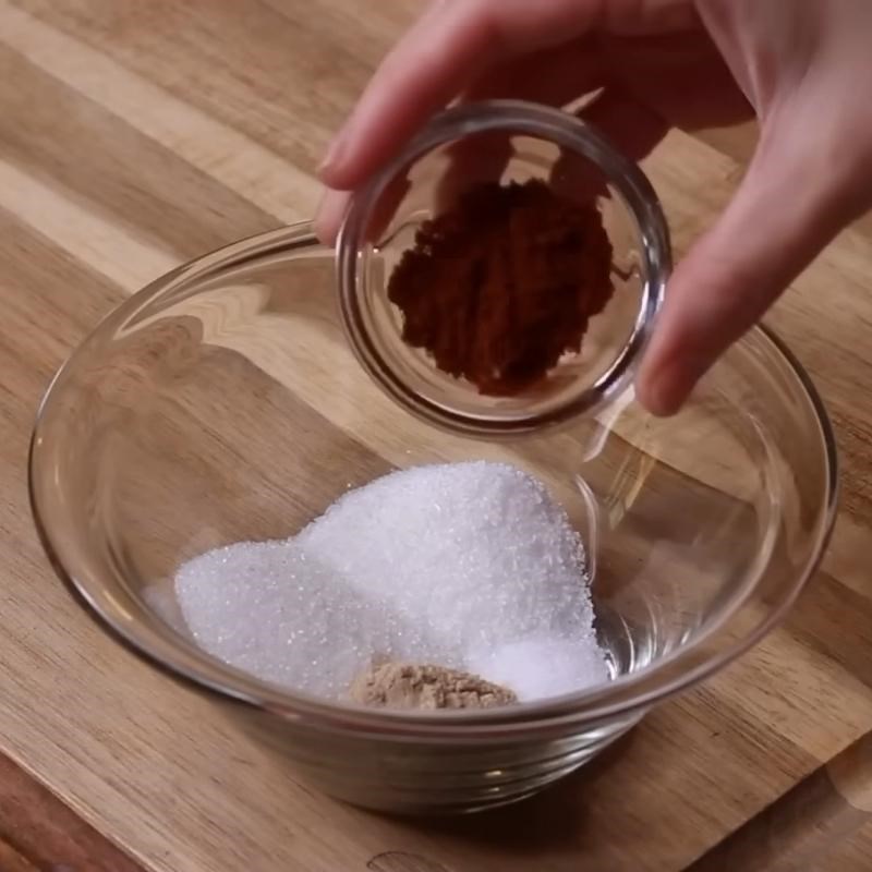 Bước 2 Pha muối ướp vịt đậm đà vịt quay tiêu