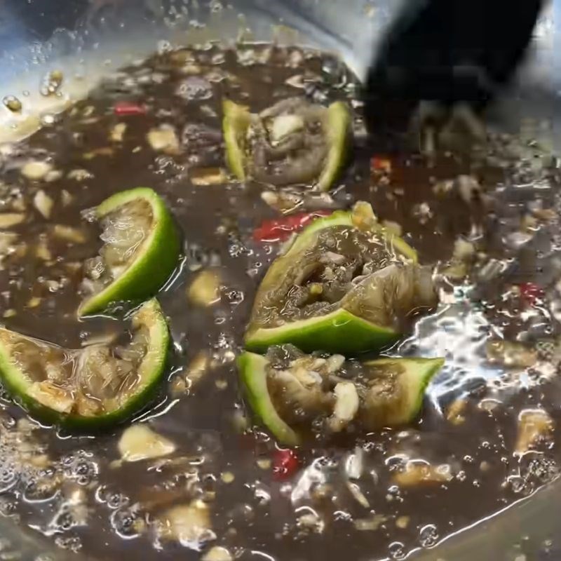 Bước 2 Pha nước sốt Thái chua cay sứa đạn sốt thái