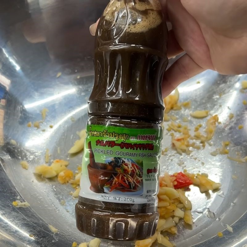 Bước 2 Pha nước sốt Thái chua cay sứa đạn sốt thái