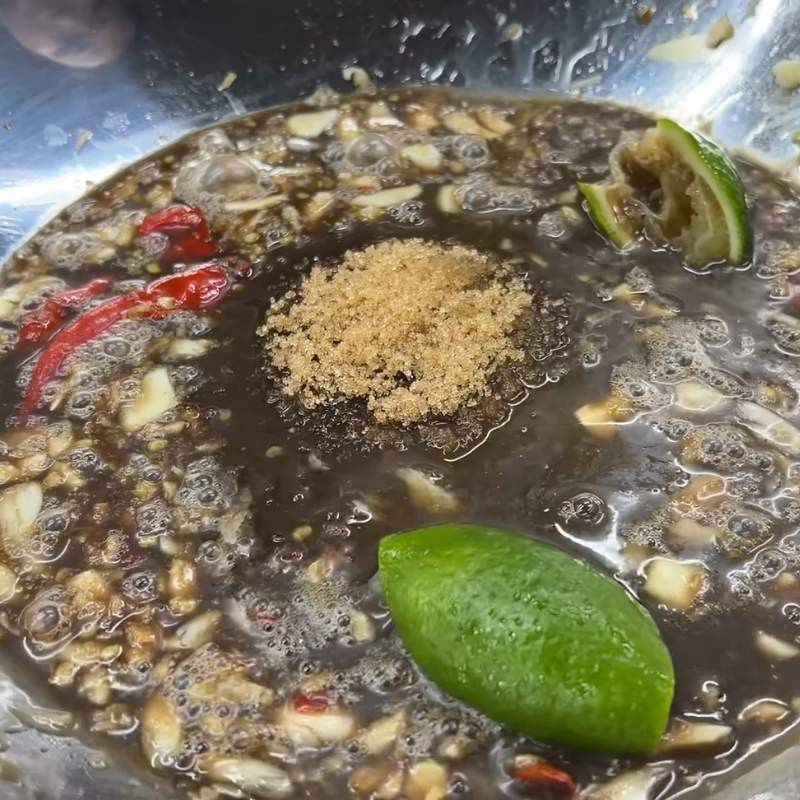 Bước 2 Pha nước sốt Thái chua cay sứa đạn sốt thái