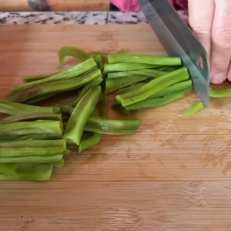 Bước 3 Sơ chế các loại rau củ Gỏi rau tiến vua tôm thịt