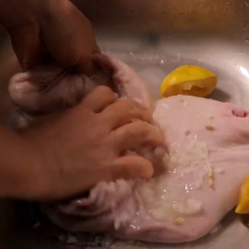 Bước 1 Sơ chế dạ dày Dạ dày kho tiêu