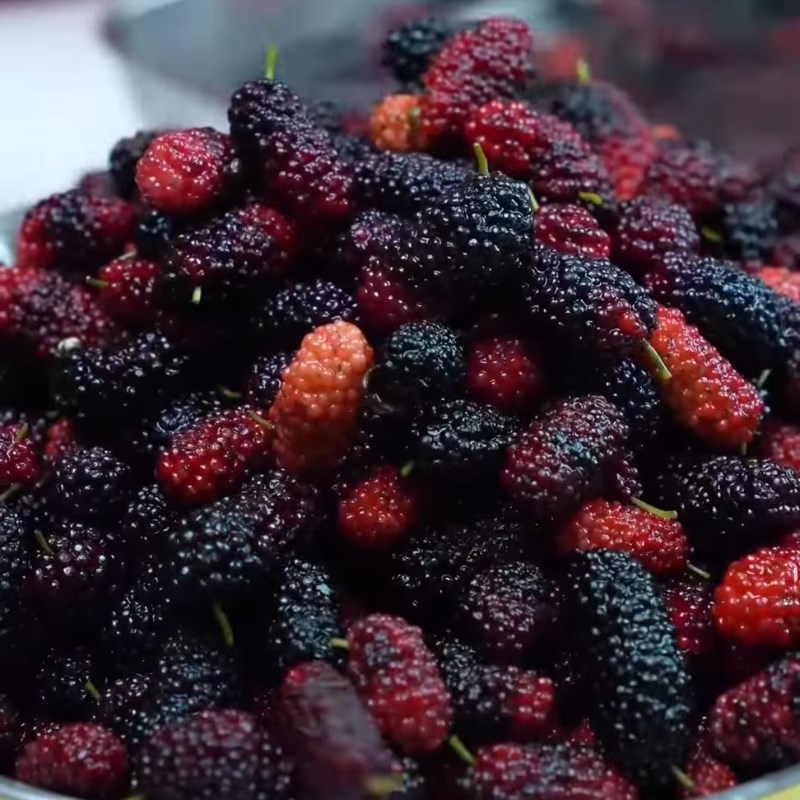 Bước 1 Sơ chế dâu tằm tươi Nước dâu tằm