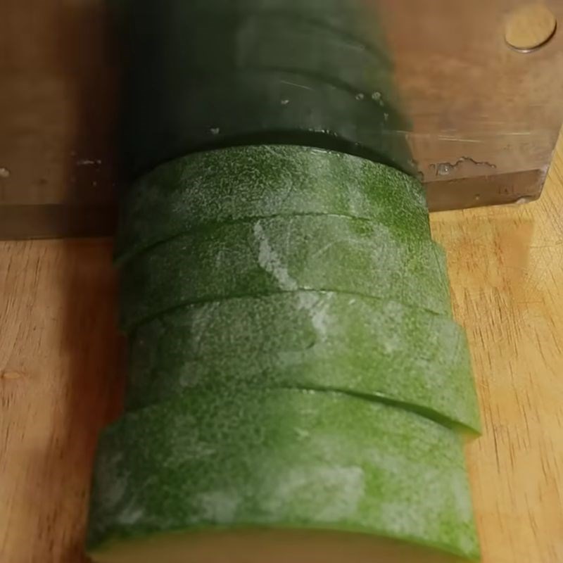 Bước 2 Sơ chế nguyên liệu nấu sâm bí đao nước sâm bí đao