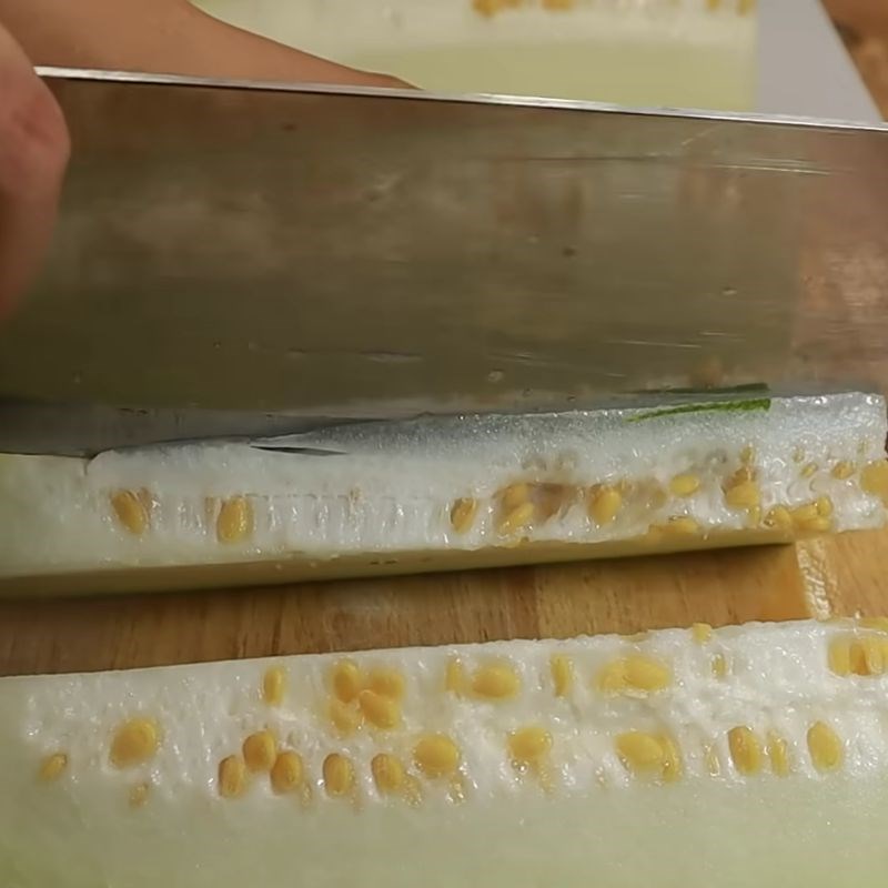 Bước 2 Sơ chế nguyên liệu nấu sâm bí đao nước sâm bí đao