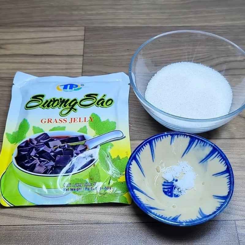 Bước 1 Sơ chế và ngâm thạch sương sáo Cà phê sữa tươi sương sáo