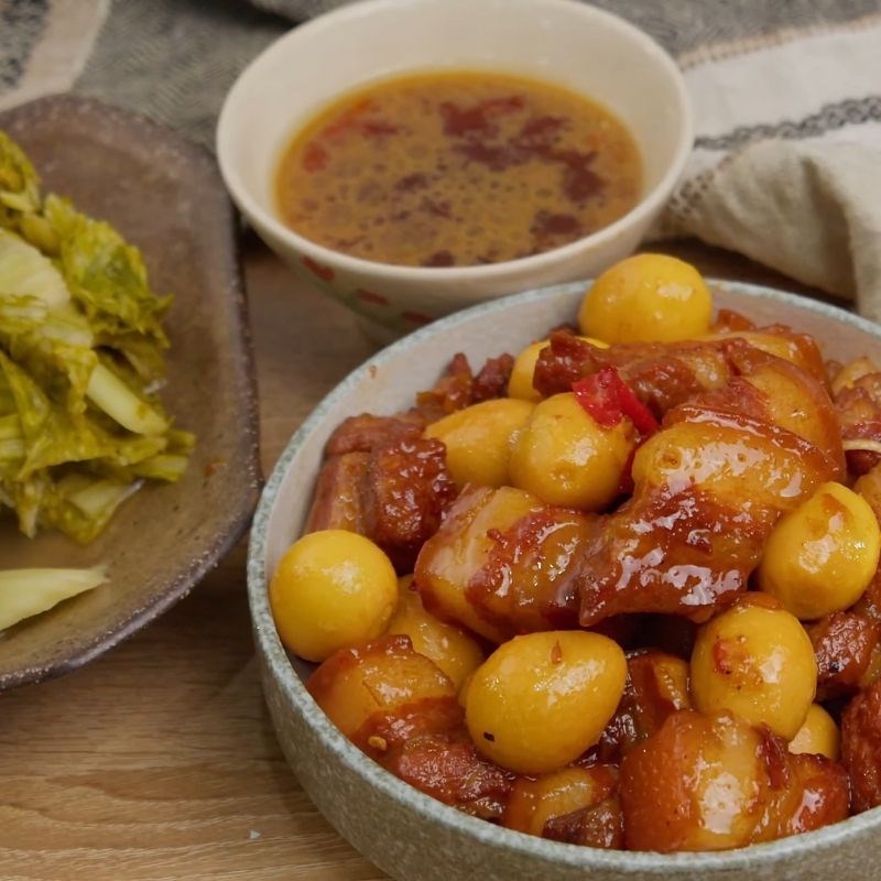 Bước 5 Thành phẩm Thịt kho nước dừa miền Bắc