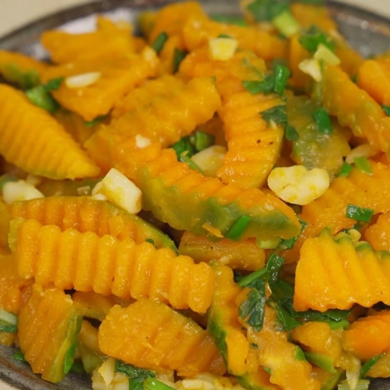 Bước 4 Thành phẩm Bí đỏ xào tỏi