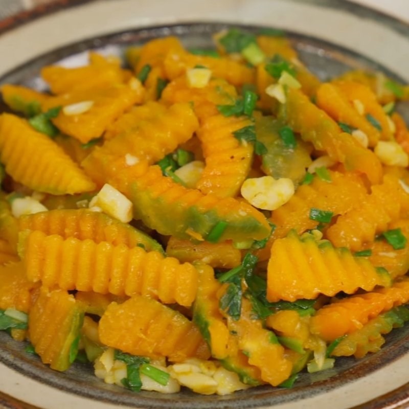 Bước 4 Thành phẩm Bí đỏ xào tỏi