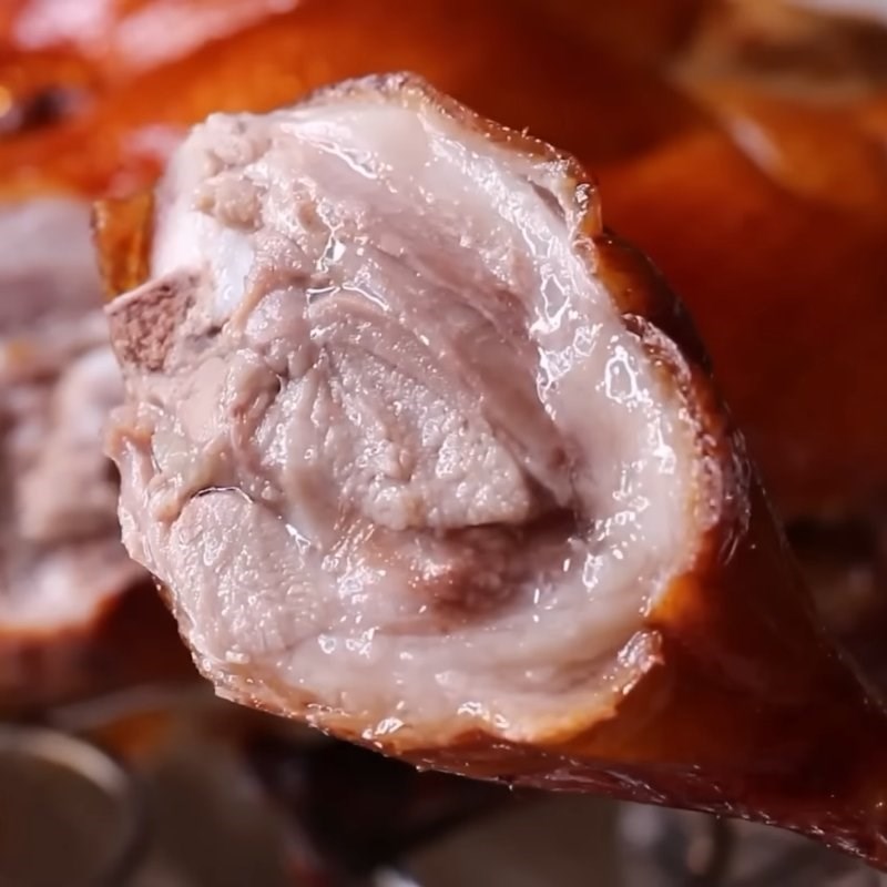 Bước 9 Thành phẩm vịt quay tiêu