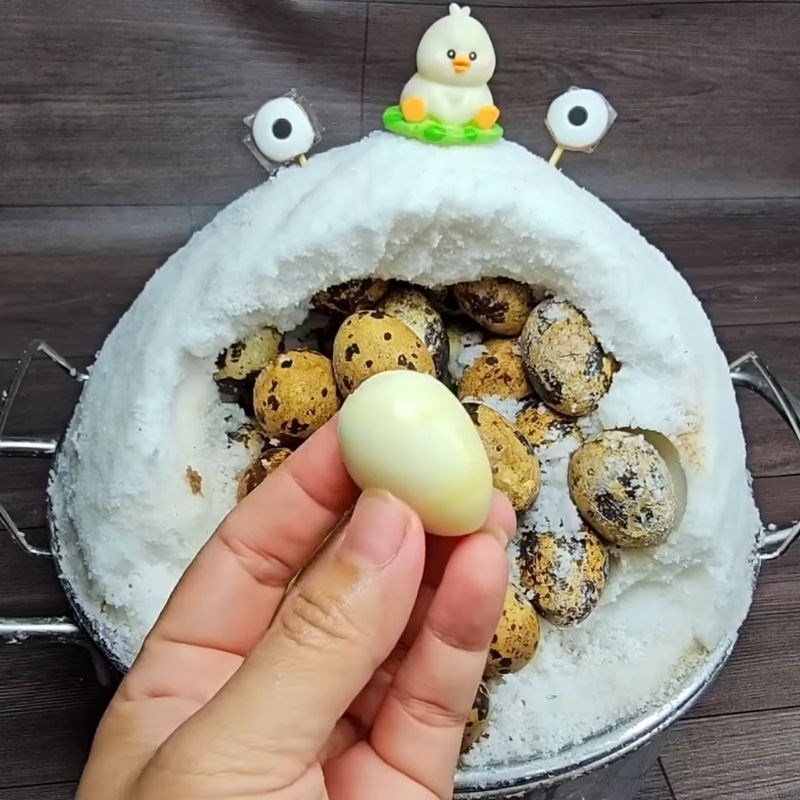 Bước 6 Thành phẩm Trứng cút nướng muối Trung Hoa