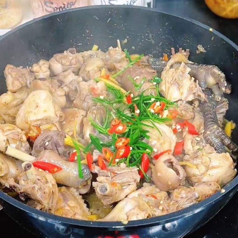 Bước 3 Xào thịt gà Gà xào gừng sả